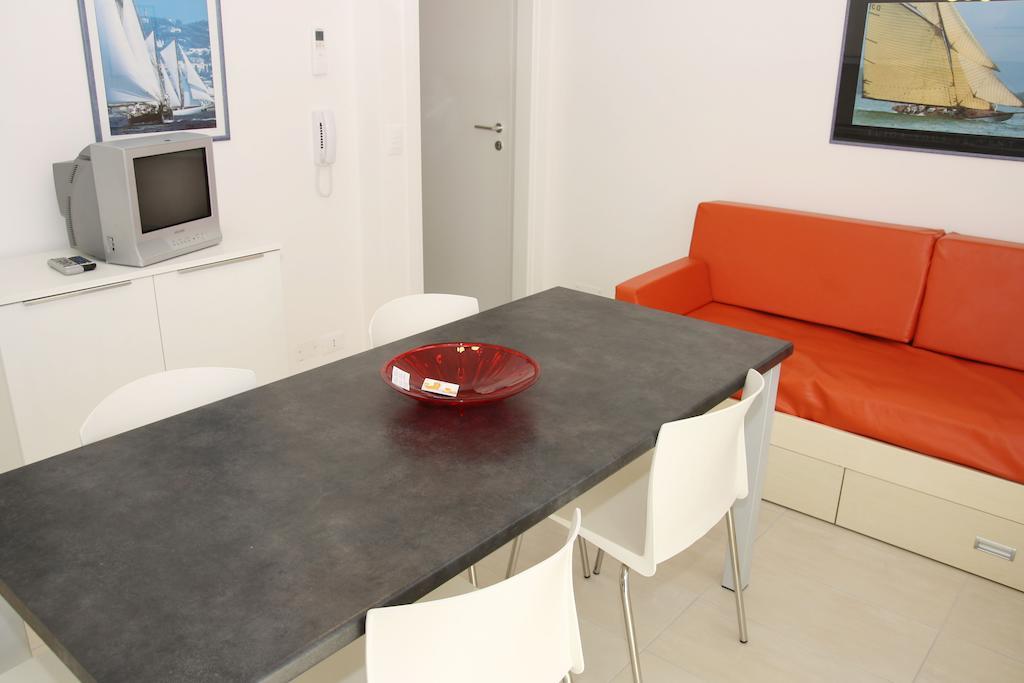 Residence Equilio Family Apartments Τζεσόλο Λίντο Δωμάτιο φωτογραφία